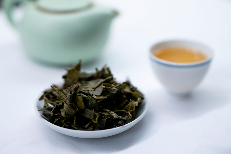 Oolong is non bitter and a balanced tea | Clarity Tea